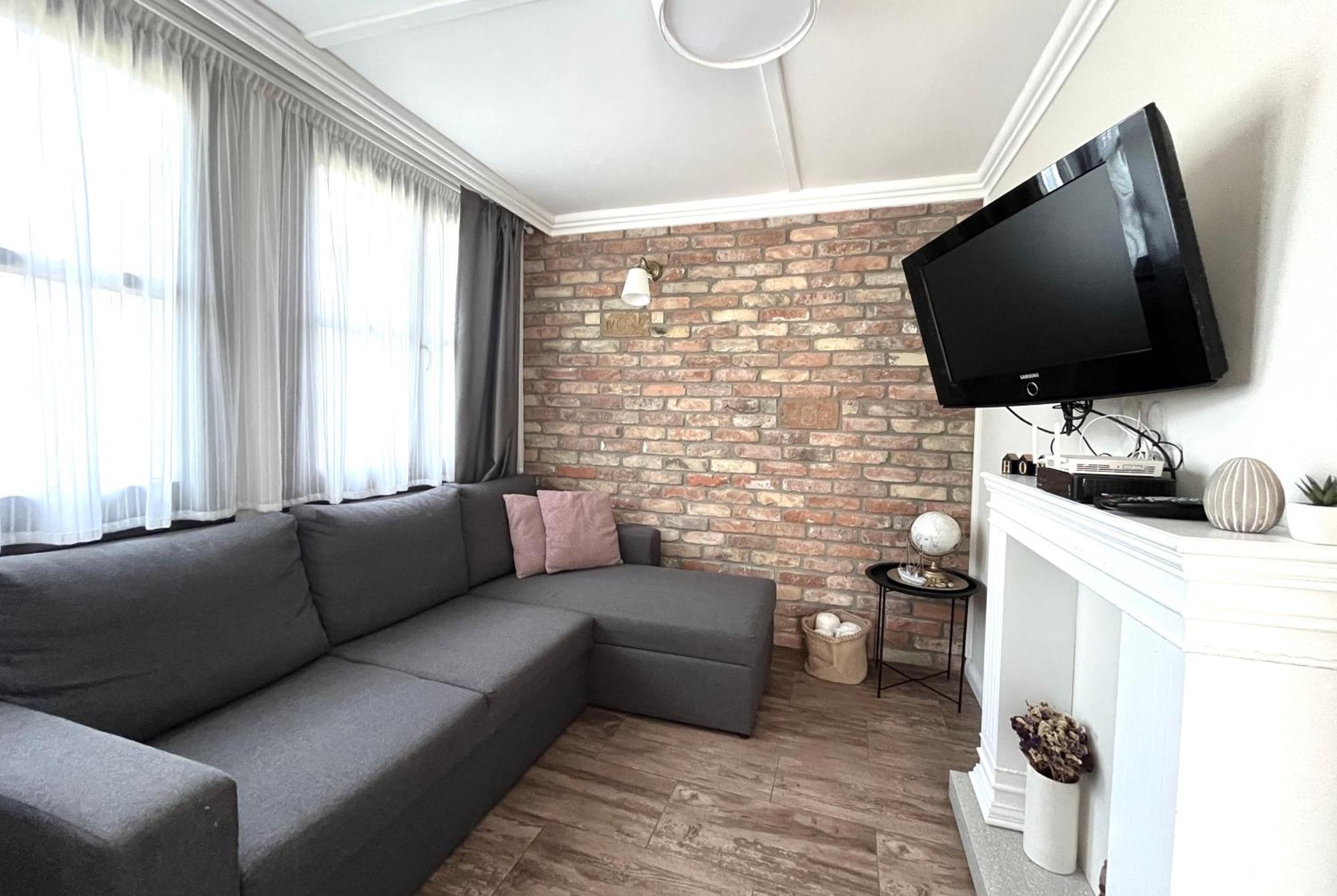 Aranypart Apartmanhazak ทิสซาเคชเค ภายนอก รูปภาพ